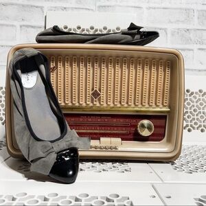 Halogen ballet flats pointy with bow